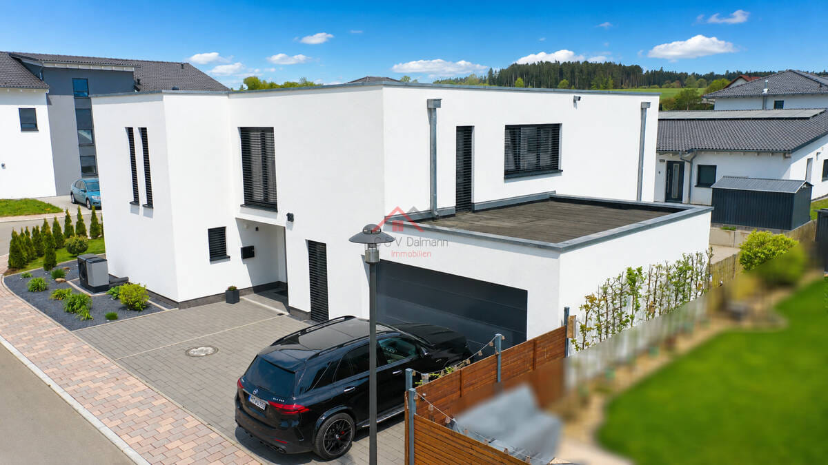 Immobilie in Wellendingen - Neuwertiges Einfamilienhaus mit exklusiver Ausstattung in familienfreundlicher Lage - Bild 3