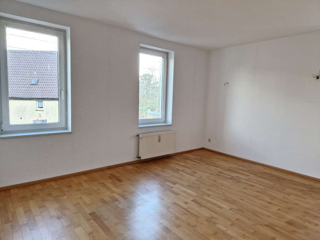 Immobilie in Bennewitz - Exklusives Zweifamilienhaus mit Lagerhalle in einem OT von Bennewitz - Bezugsfertig incl. neues Bad - Bild 3