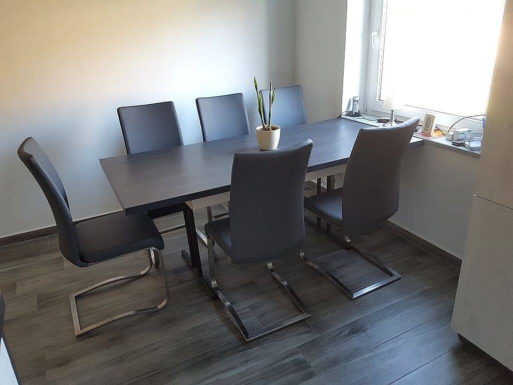 Immobilie in Rosenthal am Rennsteig - Einziehen und wohlfühlen - Kernsanierte 3 Zimmer Eigentumswohnung - Bild 2