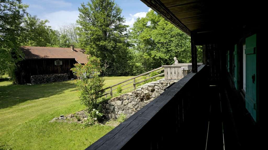 Immobilie in Gaißach - Historisches traumhaft schönes Bauernhaus - Ein Juwel im Oberland  - Bild 2