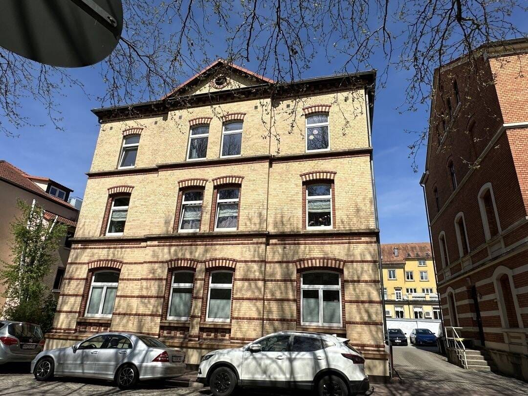Immobilie in Eisenach - Lichtdurchfluteter Altbautraum - 3-Raum-ETW mit Balkon und Stellplatz - Bild 0