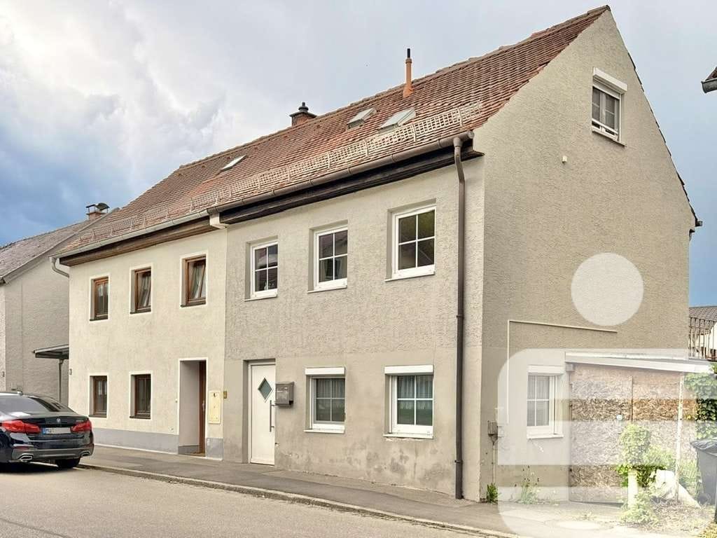 Immobilie in Neumarkt-Sankt Veit -  mit Werkstatt und Dachterrasse - Bild 0
