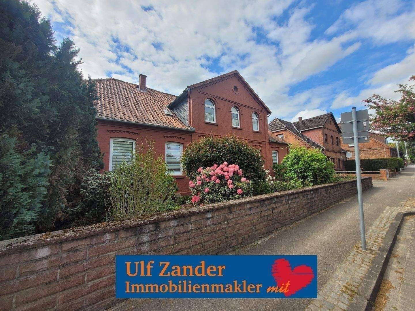Immobilie in Bad Bodenteich - Resthof in Bad Bodenteich mit 4.625 m² Grundstück, 250 m² + 60 m² Wohnfläche - Bild 2
