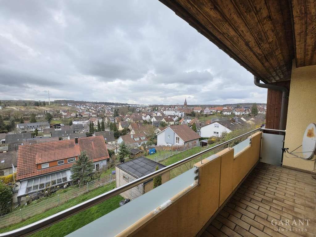 Immobilie in Wimsheim - Traumhafte Aussicht in Wimsheim - Großzügiges Doppelhaus mit viel Platz, Sauna & Wärmepumpe - Bild 3