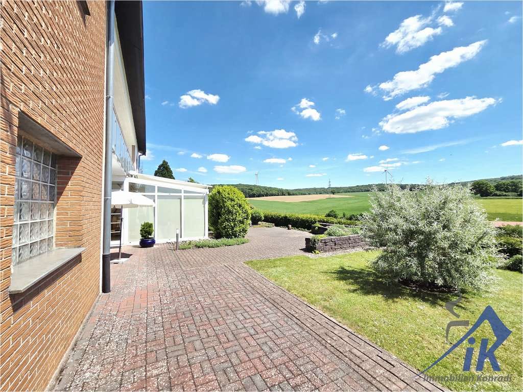 Immobilie in Herschweiler-Pettersheim - IK | Herschweiler-P: Attraktives ZFH mit großzügigem Garten und traumhaftem Ausblick ins Grüne - Bild 4