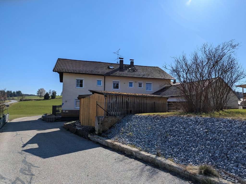 Immobilie in Dietersburg - Zweifamilienhaus in ruhiger Siedlungslage von Dietersburg - Bild 4