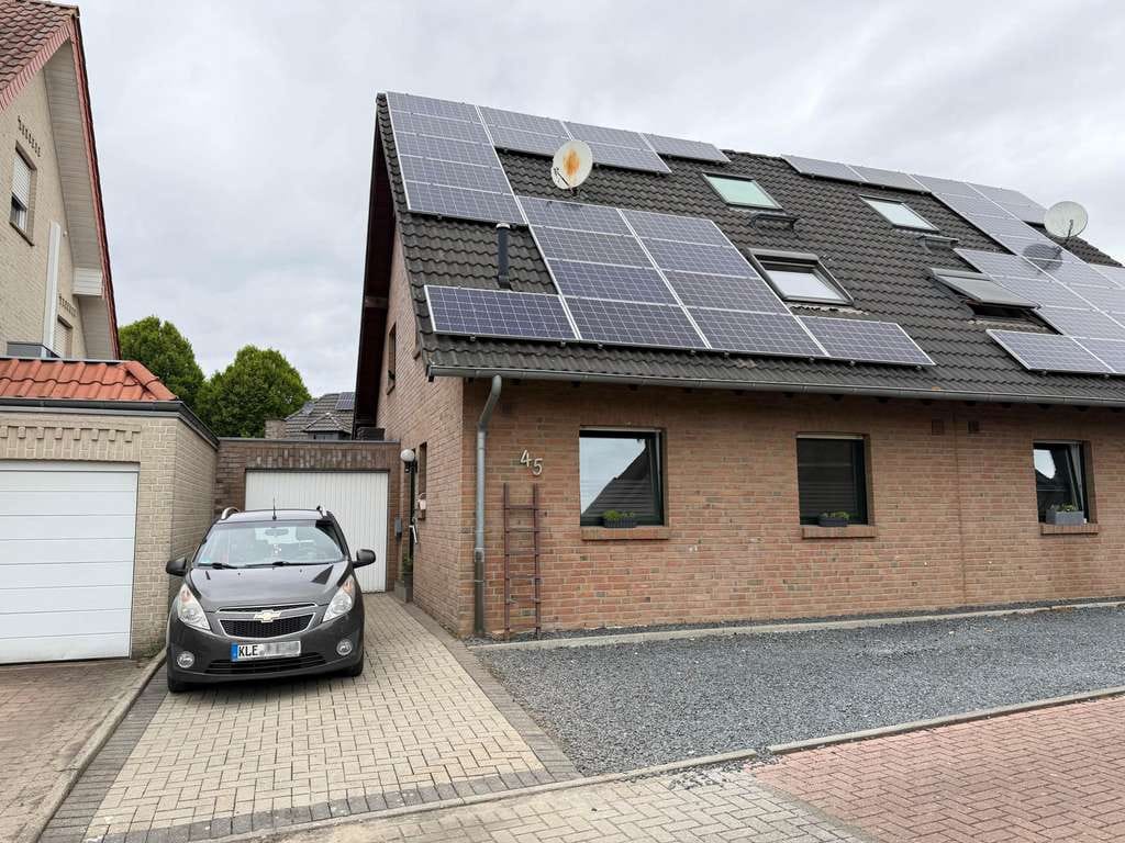 Immobilie in Uedem - Doppelhaushälfte am Ende einer Sackgasse gelegen - Bild 1