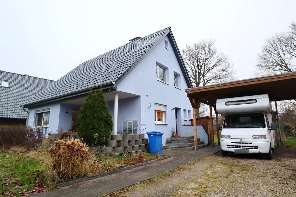 Immobilie in Hartenholm - Gut geschnittenes Einfamilienhaus mit großzügigem Garten in Hartenholm - Bild 3