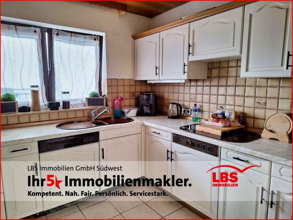 Immobilie in Neuburg am Rhein - Gepflegtes EFH mit Garten in Hofgemeinschaft - Ideal für das junge Paar oder die Familie mit Kind - Bild 2