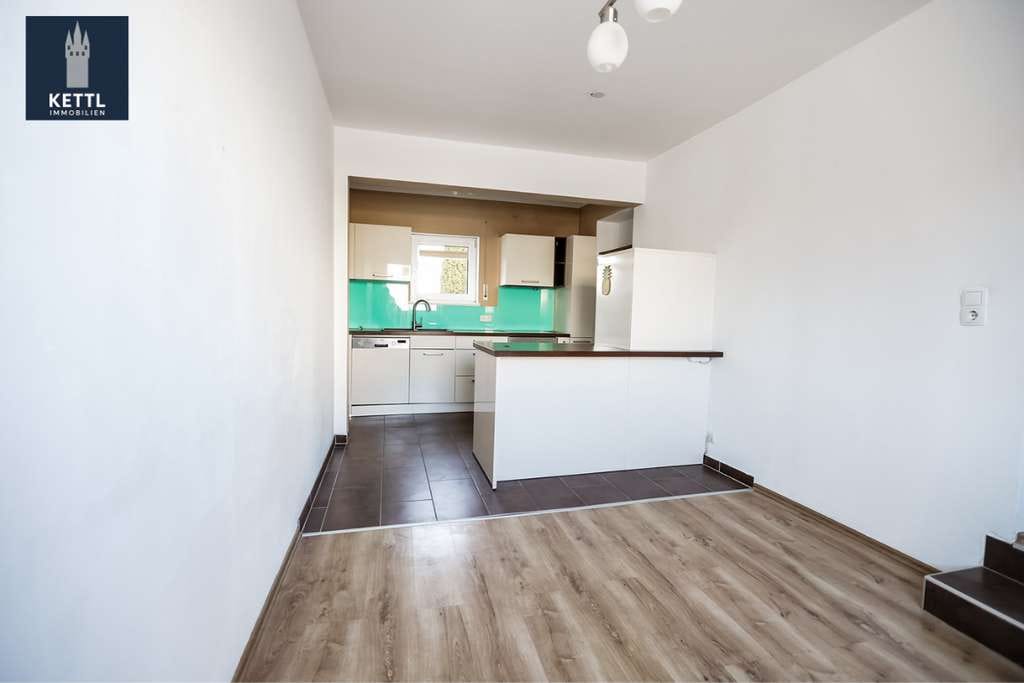 Immobilie in Straubing - Familienfreundliches 5-Zi.-Haus mit Garten & ruhiger Lage - Straubing - Bild 2