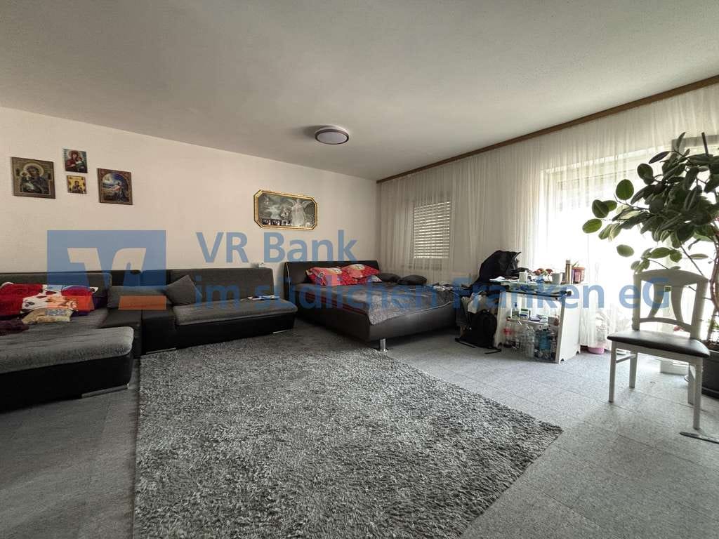 Immobilie in Neuendettelsau - Attraktive 4-Zimmer-Wohnung im Herzen von Windsbach - Bild 0