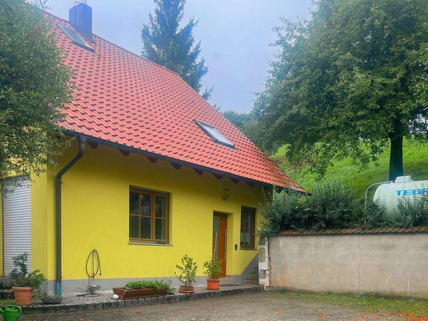 Immobilie in Rauhenebrach - REDUZIERT - 2 Einfamilienhäuser in Theinheim bei Burgebrach - Bild 1