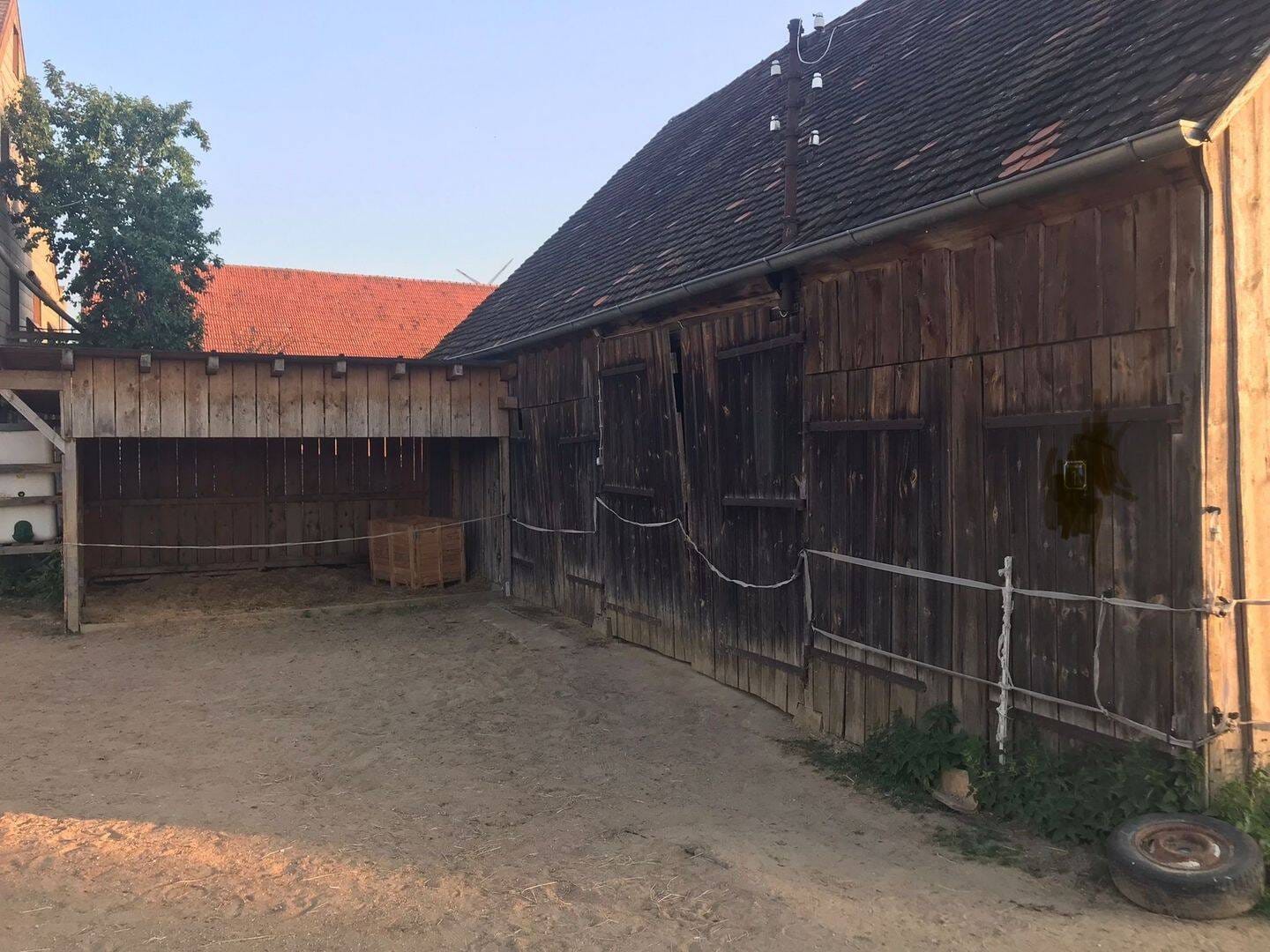 Immobilie in Hohenfels - Traumhaftes Grundstück, älterer Bauernhof, Resthofstelle mit Stallung und Scheune in Hohenfels - Bild 2