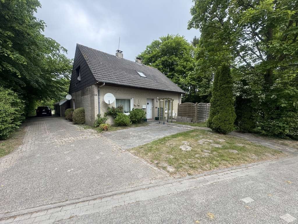 Immobilie in Südbrookmerland - Attraktives Anlageobjekt: Mehrfamilienhaus mit Optimierungspotenzial - Bild 0