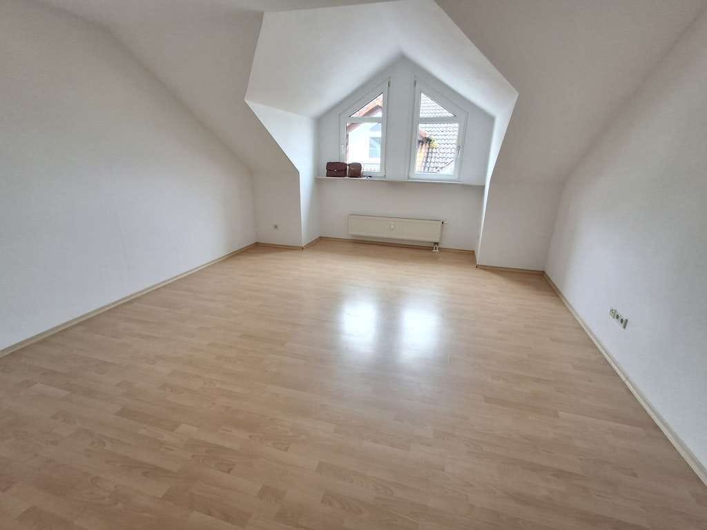 Immobilie in Lichtenau - Pfiffige und sehr gepflegte 3-Zimmer DG- Wohnung in Lichtenau - Bild 4