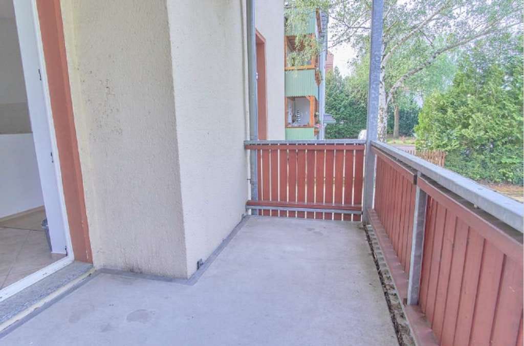 Immobilie in Böhlen - * 3-Raumwohnung bei Markkleeberg mit Balkon und großem Garten * - Bild 2