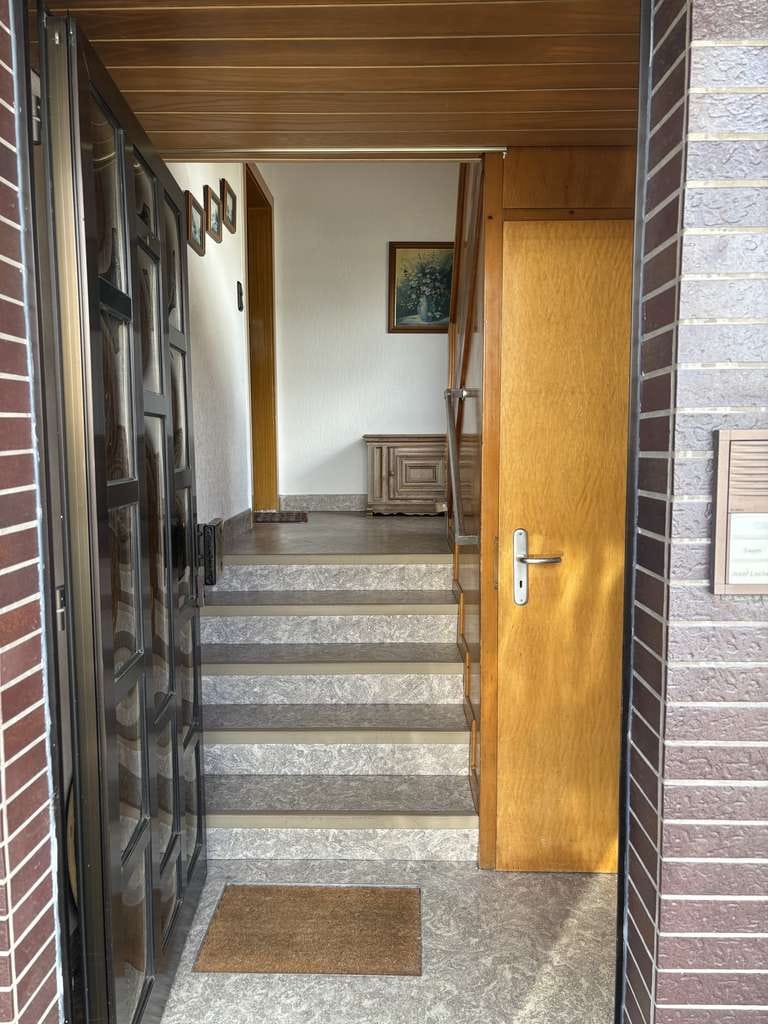 Immobilie in Lahnau - Vielseitiges 3 Parteien Wohnhaus in Lahnau - ideal für Mehrgenerationen-Wohnen - Bild 4