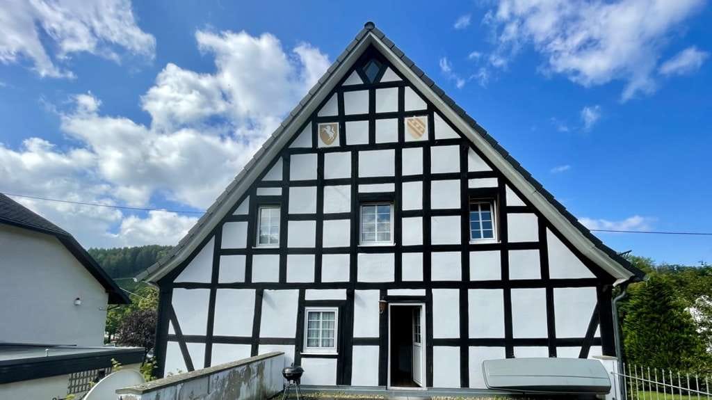 Immobilie in Lennestadt - Dreifamilienhaus - Bild 3