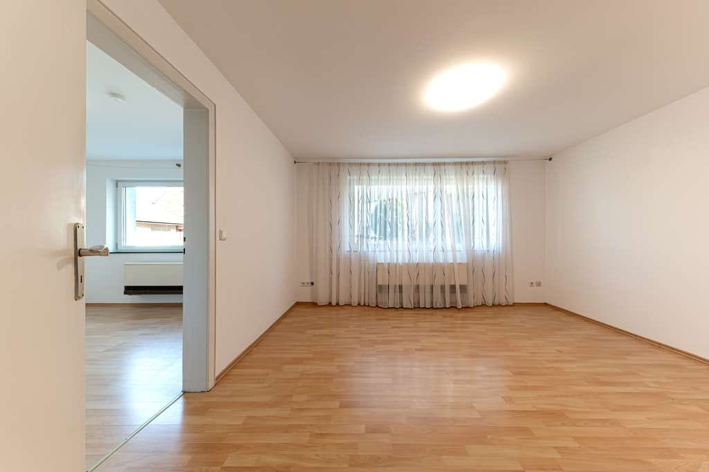 Immobilie in Schönaich - Dreizimmerwohnung im Erdgeschoss-Hochparterre - sofort frei! - Bild 1