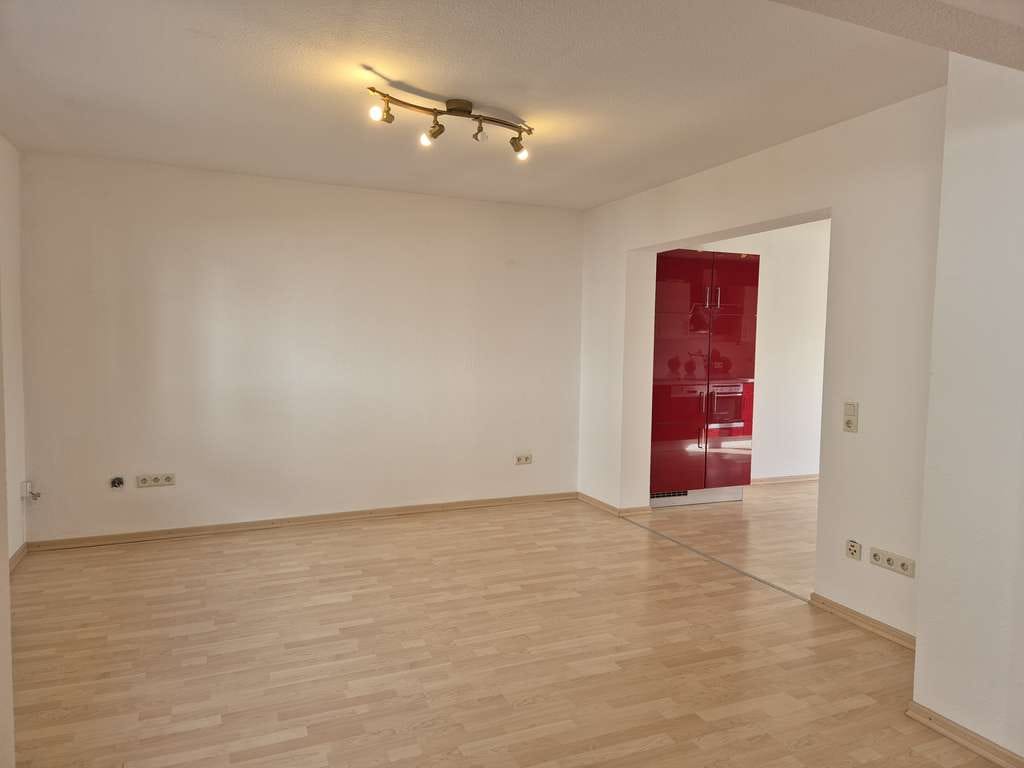 Immobilie in Queidersbach - Freistehendes, vollunterkellertes Wohnhaus mit unverbaubarer Fernsicht  - Bild 4