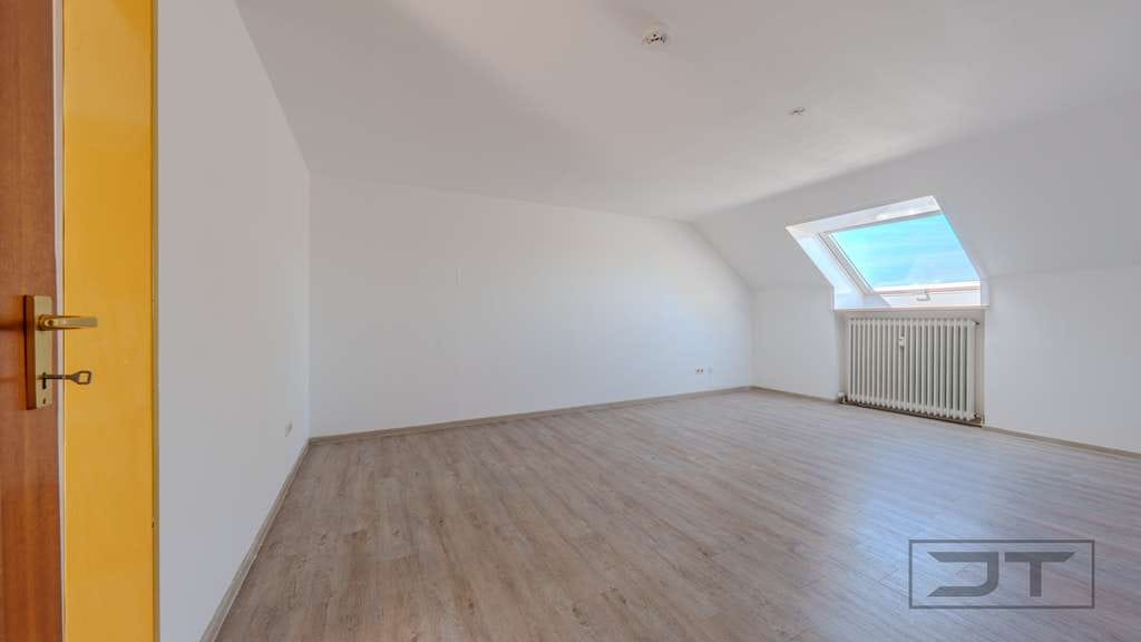 Immobilie in Bayreuth - Attraktive 1,5-Zimmer-Wohnung mit Einbauküche in zentraler Lage von Bayreuth! - Bild 4