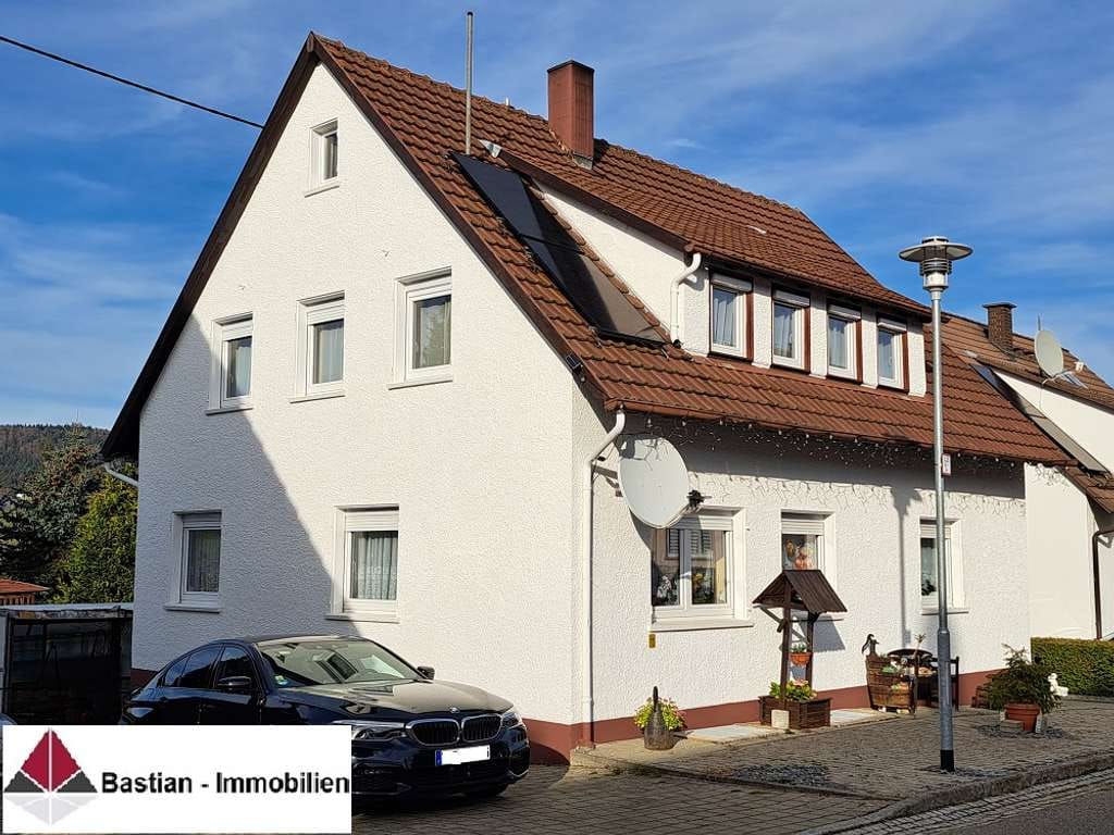 Immobilie in Gosheim - Ruhige Lage & viel Platz!! gepflegtes 1-2 FH, großer schöner Garten, 78559 Gosheim, wartet auf Sie - Bild 2