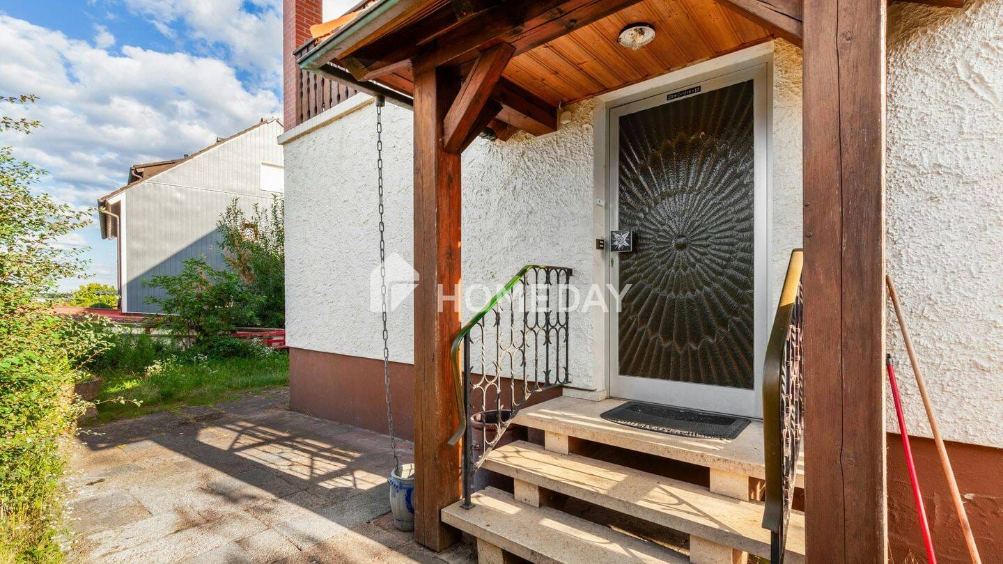 Immobilie in Abenberg - Bezugsfreies Einfamilienhaus mit großen Garten in ruhiger Lage - Bild 1