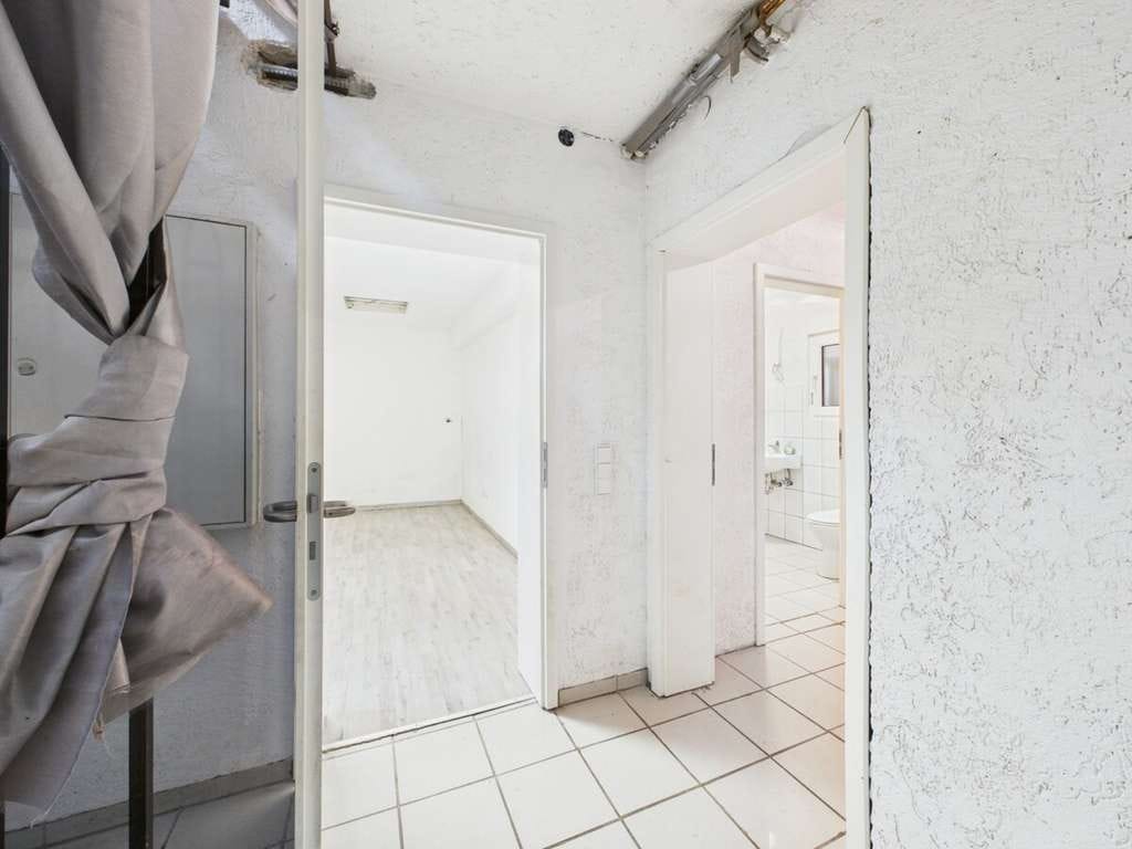 Immobilie in Partenheim - Wohnen und Arbeiten unter einem Dach mit großer Garage zum Kauf in Partenheim - Bild 4