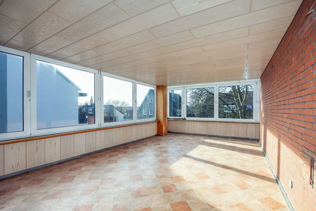 Immobilie in Castrop-Rauxel - Seltene Gelegenheit: Großzügige 178 m² Wohnung mit Wintergarten und individueller Aufteilung! - Bild 2