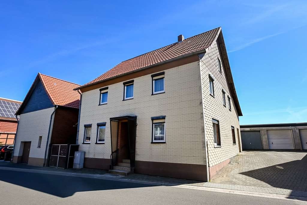 Immobilie in Bockenem - Bauernhaus mit Scheune und Weitblick - Liebhaberobjekt mit großem Potential - Bild 0