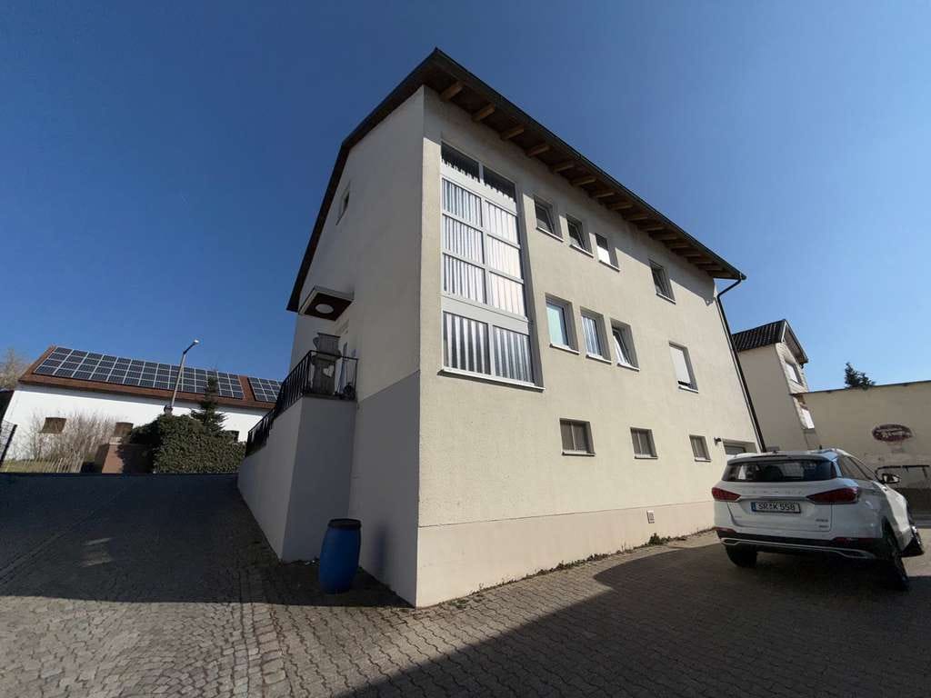 Immobilie in Straubing - Zweifamilienhaus in Straubing-Alburg als Kapitalanlage oder zur Eigennutzung zu verkaufen - Bild 3