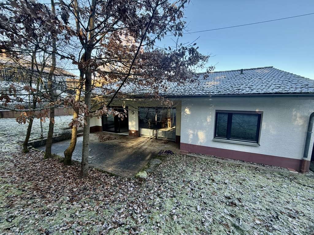 Immobilie in Oberwiesen - Ebenerdiges Einfamilienhaus in ruhiger Waldrandlage - Bild 0