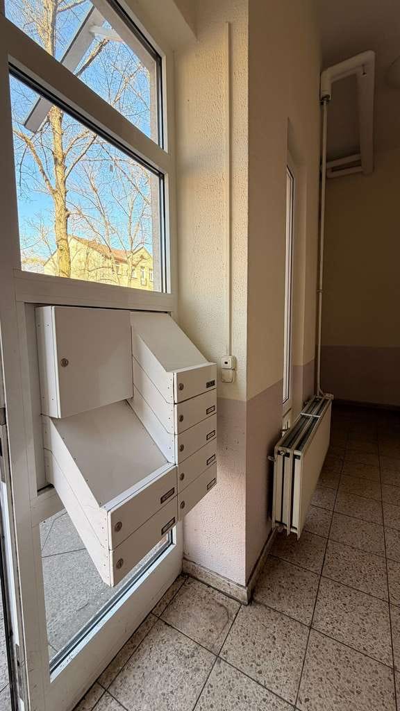 Immobilie in Hennigsdorf - Kapitalanlage: Helle 2-Zimmer-Wohnung mit Stellplatz und Dachbodenabteil - Bild 2