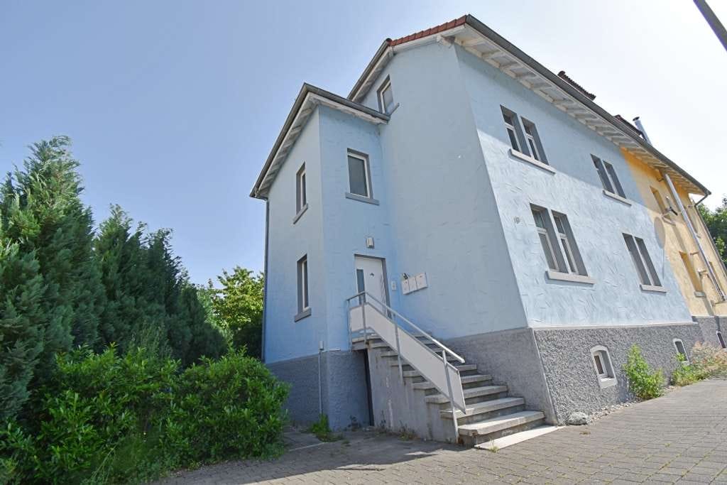 Immobilie in Radolfzell am Bodensee - Modernisiertes Dreifamilienhaus mit TOP RENDITE (ca. 6%) in zentraler Lage - Bild 0