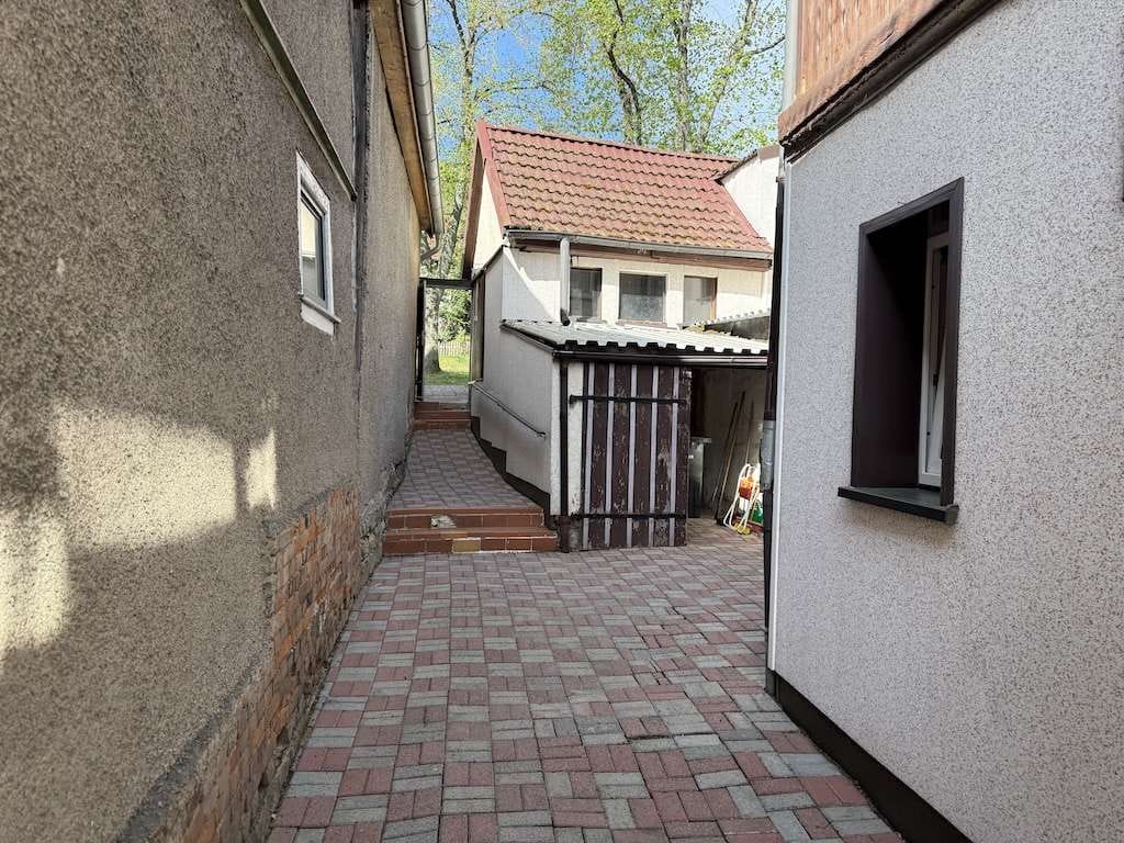 Immobilie in Drei Gleichen - Charmantes Einfamilienhaus mit Entwicklungspotenzial – sofort bewohnbar - Bild 3