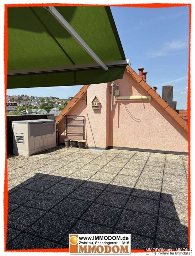 Immobilie in Wilkau-Haßlau - 4-Zimmer-Dachgeschoss-Maisonetten-Wohnung mit großer Dachterrasse sowie Markise und Einbauküche zu v - Bild 4