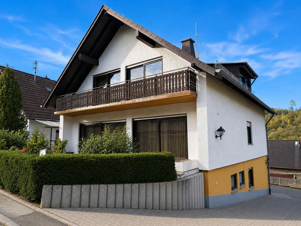 Immobilie in Arzbach - Gemütliches Einfamilienhaus in attraktiver Lage von Arzbach - Bild 2