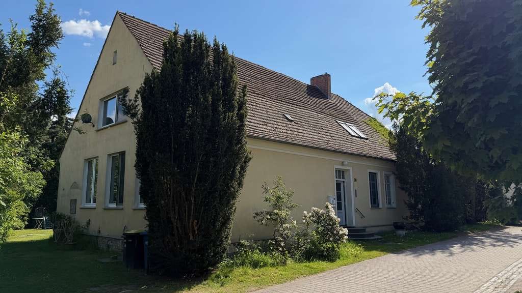 Immobilie in Groß Kreutz (Havel) - Leben in einer alten Schule auf 1.492 qm großem Grundstück - Bild 1