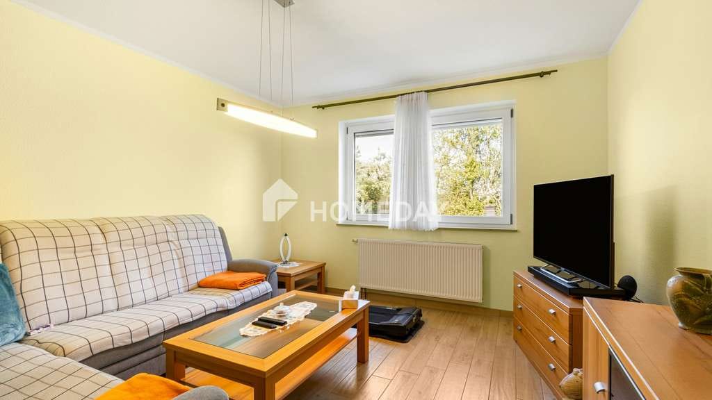 Immobilie in Bentwisch - Viel Platz für die Familie: Einfamilienhaus mit vier Schlafzimmern und sonnigem Garten - Bild 2