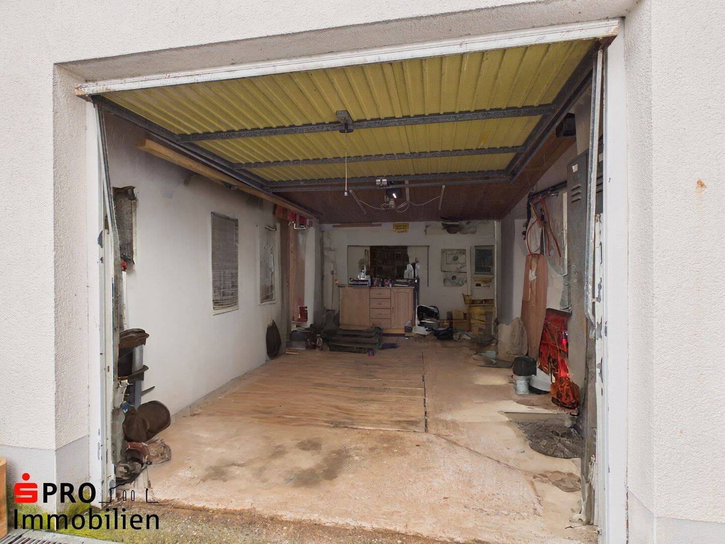 Immobilie in Eppelborn - Zweifamilienhaus in ruhiger Lage von Eppelborn - Bild 2
