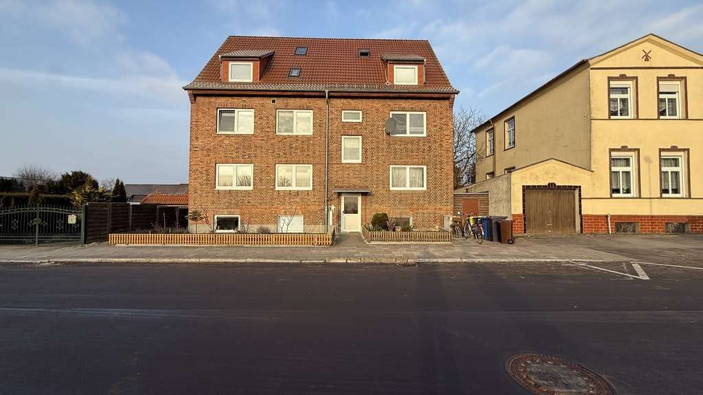 Immobilie in Rostock - Souterrainwohnung frei verfügbar! - Bild 1