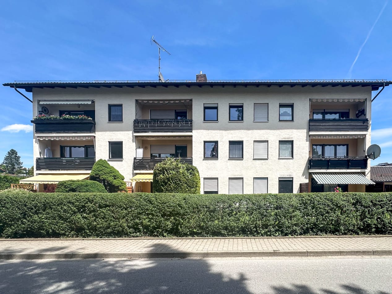 Immobilie in Bad Endorf - Attraktive Kapitalanlage - Langjährig vermietete 3,5-Zimmer Wohnung in zentraler Lage - Bild 0