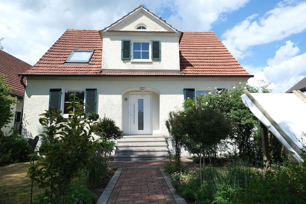 Immobilie in Mertingen - Charmantes Einfamilienhaus mit romantischem Garten in Mertingen - Bild 2