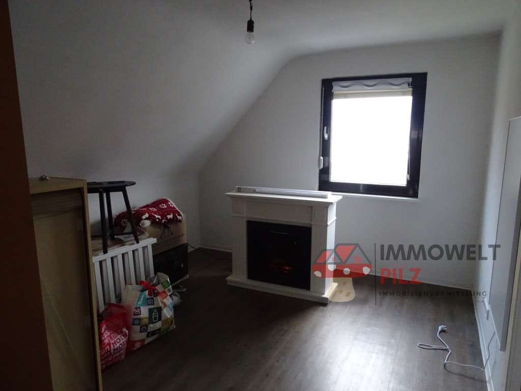 Immobilie in Sinntal - Charmantes Einfamilienhaus im Sinntal - Großzügiges Grundstück und viel Potenzial für Ihre Familie - Bild 2