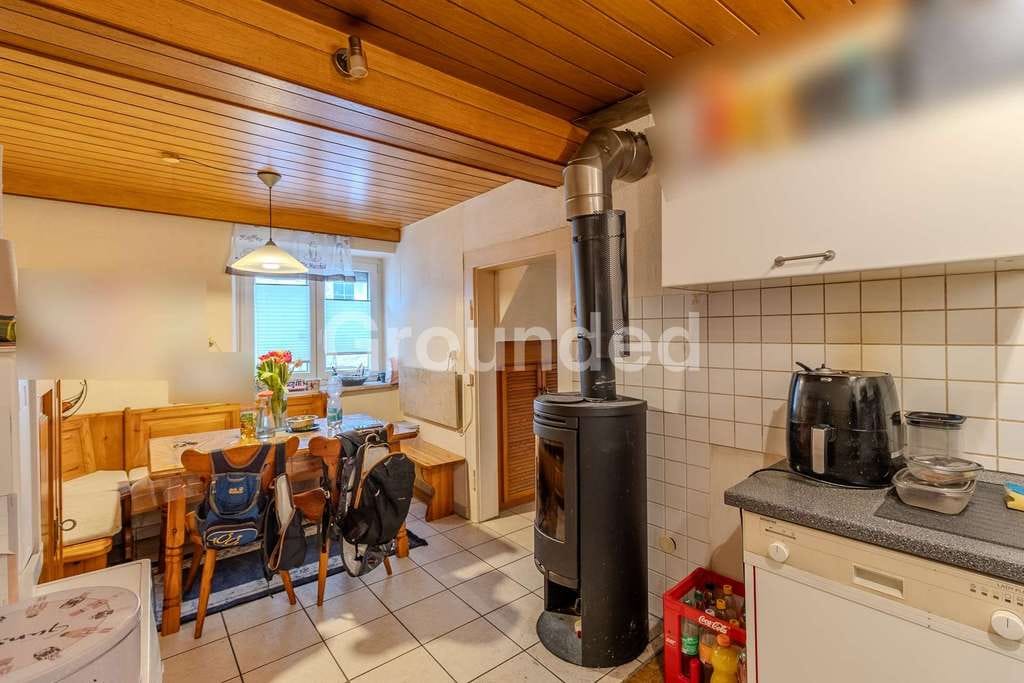 Immobilie in Viereth-Trunstadt - Einfamilienhaus in besonderer Kulisse - wohnen direkt neben dem Schloss in Trunstadt - Bild 4