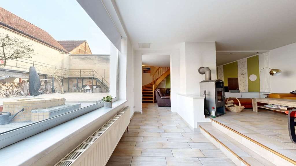 Immobilie in Markranstädt - Großzügiges Wohnhaus mit Hof und 387 m² Wohnfläche | Heizungsanlage neu 2023 - Bild 3
