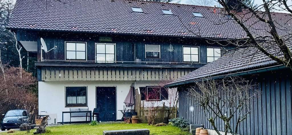 Immobilie in Bad Heilbrunn - Gepflegte Erdgeschoss-Wohnung mit Terrasse und Garten - Bild 1