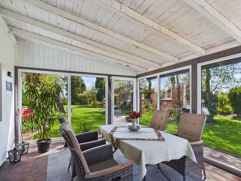 Immobilie in Dornum - Modernisierter Gulfhof nahe Nordsee – ca. 340 m² Wohnfläche, großer Garten & riesige Scheune - Bild 4