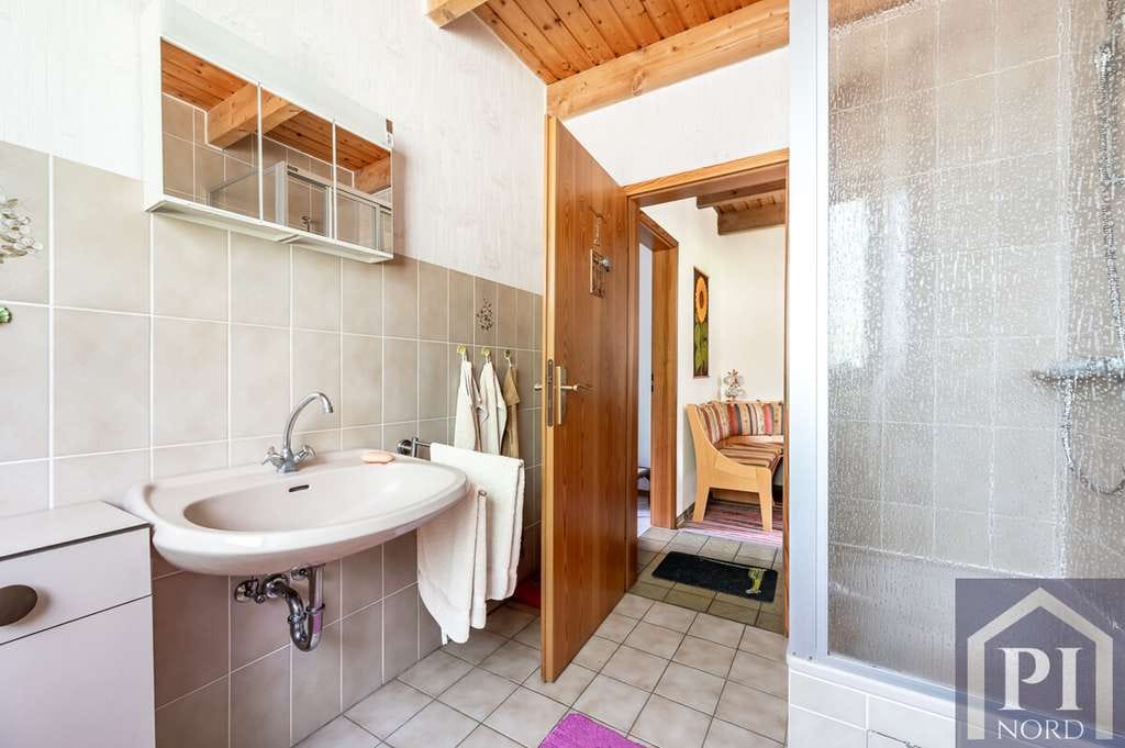 Immobilie in Wisch - Ankommen und durchatmen
Ihr Wochenendhaus zwischen Pinien und Ostseewelle - Bild 4