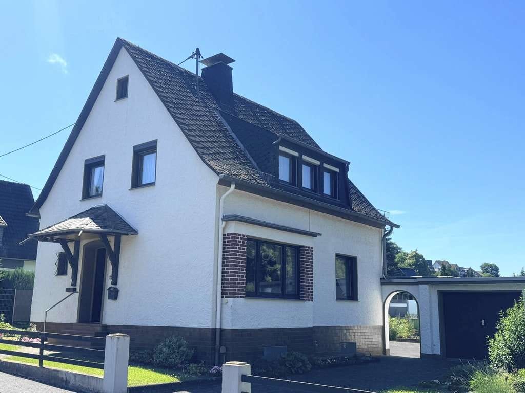 Immobilie in Bad Hönningen - Gepflegtes, freistehendes Einfamilienhaus mit Wintergarten - Bild 3